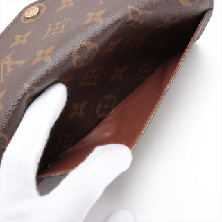 Louis Vuitton Sarah Long Monogram Wallet