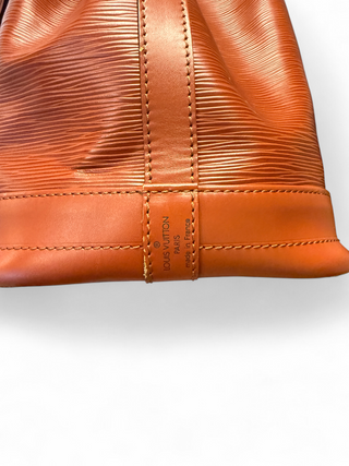 Louis Vuitton Congac Brown Epi Leather Noe GM Vintage 90s Champagne Bag