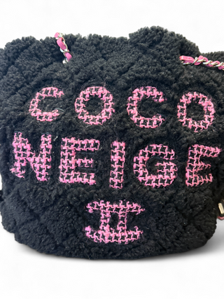 Chanel Coco Neige Shearling and Leather Trim 2way Bucket Bag FW2019 Runway